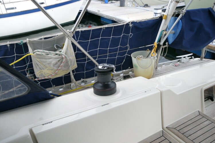 Hanse 411for sale Starboard winch - self tailing