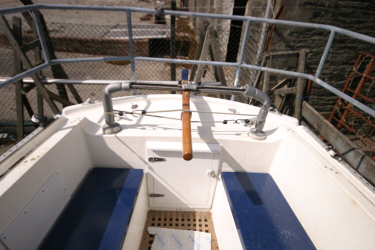 Colvic Springtide 25for sale Cockpit from companionway - 
