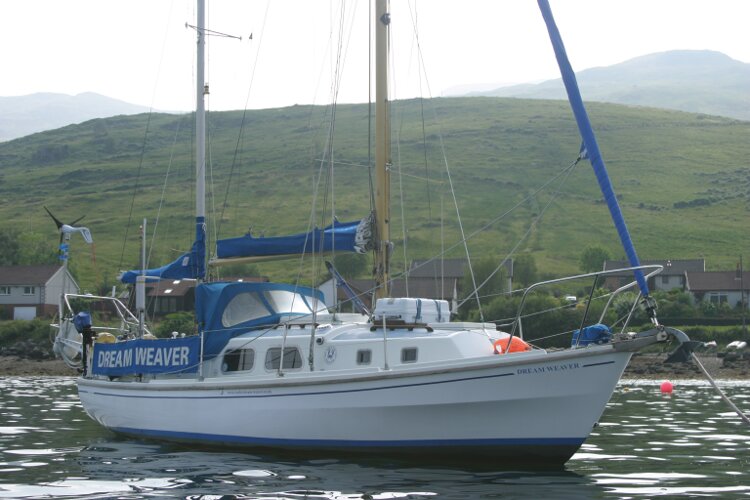 Westerly Renownfor sale Starboard Bow - another view