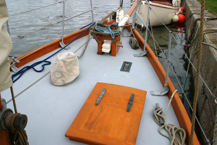 Wooden Classic Gaff cutterfor sale Fore deck view - Showing the general lay out