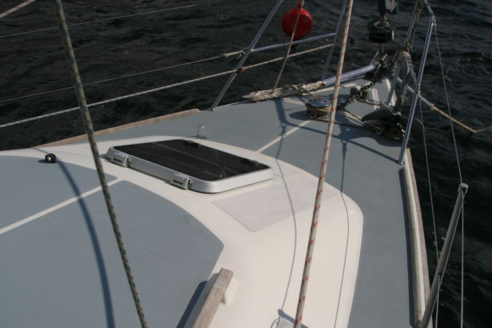 Westerly Riviera 35 MkIIfor sale View forward to foredeck - 