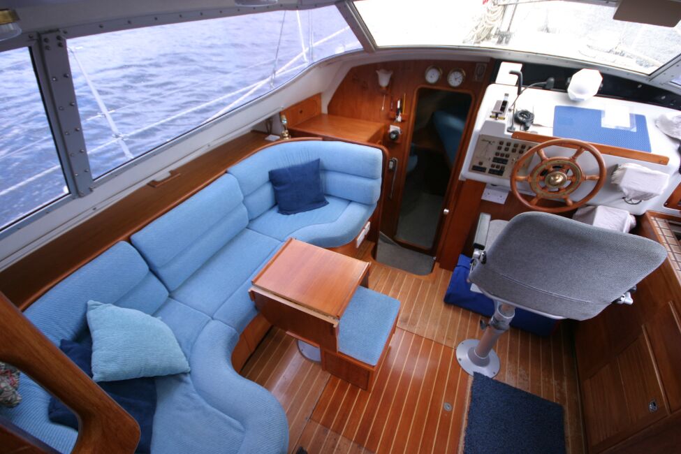 Westerly Riviera 35 MkIIfor sale Bridge Deck Sofa - Perfect to relax and watch the world go by.