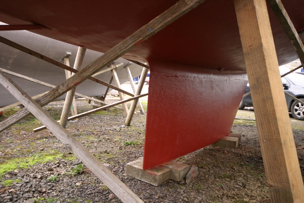 Westerly Corsair Mk 1for sale Winter in the boatyard - View forward under stern