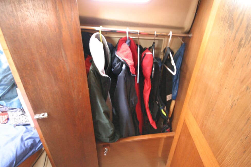 Sadler 29for sale Hanging locker to starboard - 