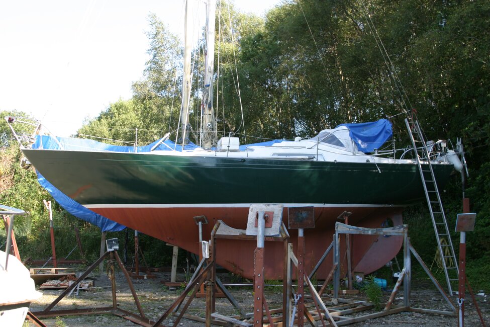 Nicholson 32 Mk Xfor sale On the Hard in the Boatyard - 