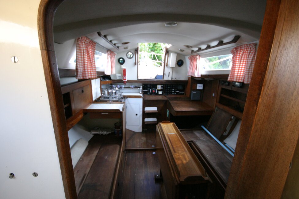 Nicholson 32 Mk Xfor sale Saloon from heads compartment - 