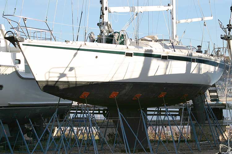 Jeanneau Trinidad 48 Ketchfor sale Out of the water - port side