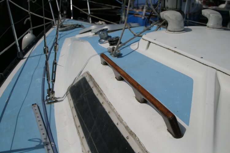 Colvic UFO 27for sale Port side looking over coachroof - 